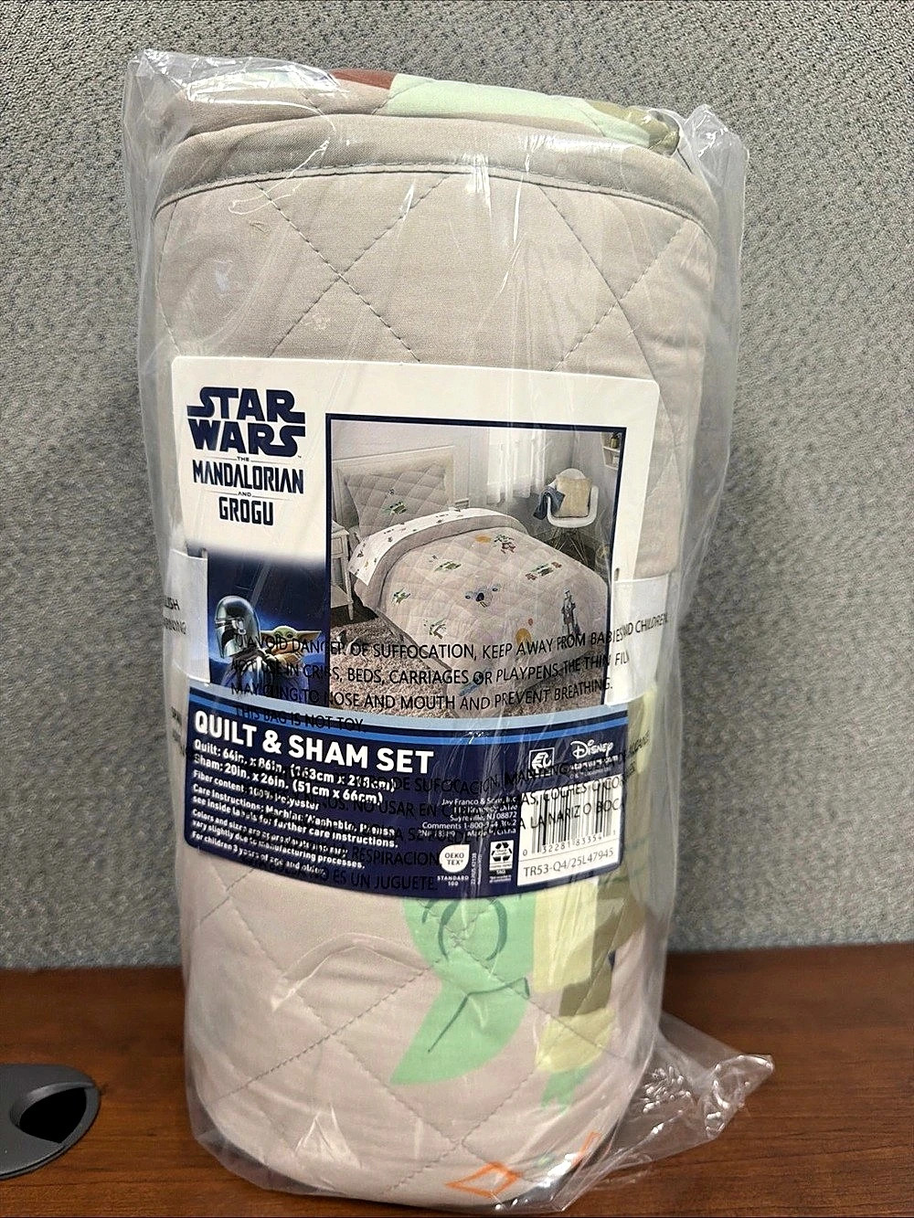 Star Wars The Mandalorian and Grogu Quilt & Sham Set Gray & Green